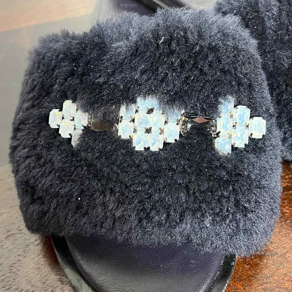 ZAPATILLA DESLIZANTE TORY BURCH ADORNADA GENUINA PIEL DE OVEJA NEGRA TALLA 6 NUEVA SIN CAJA Foto 4 de 4