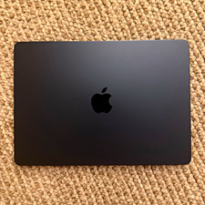 Apple MacBook Air 13in (2025) M4, 16GB RAM, midnight