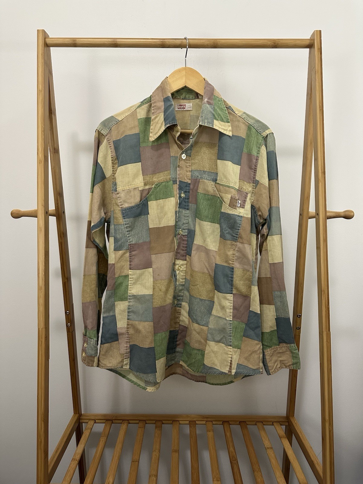 VTG 70s Levi's Pastel Patch Work Pattern Button D… - image 1