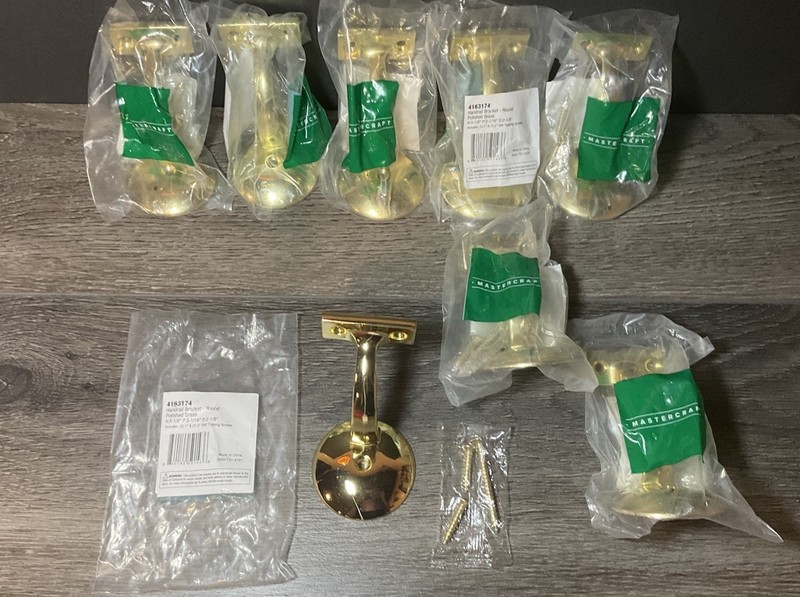 8 Matercraft Lot Round Polished Brass Bracket Handrail Brackets (Menards)