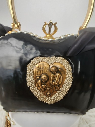Bolso Clutch Vice Versa Cupido Corazón-Impresionante Mango Acrílico Negro y Dorado - Imagen 7 de 12