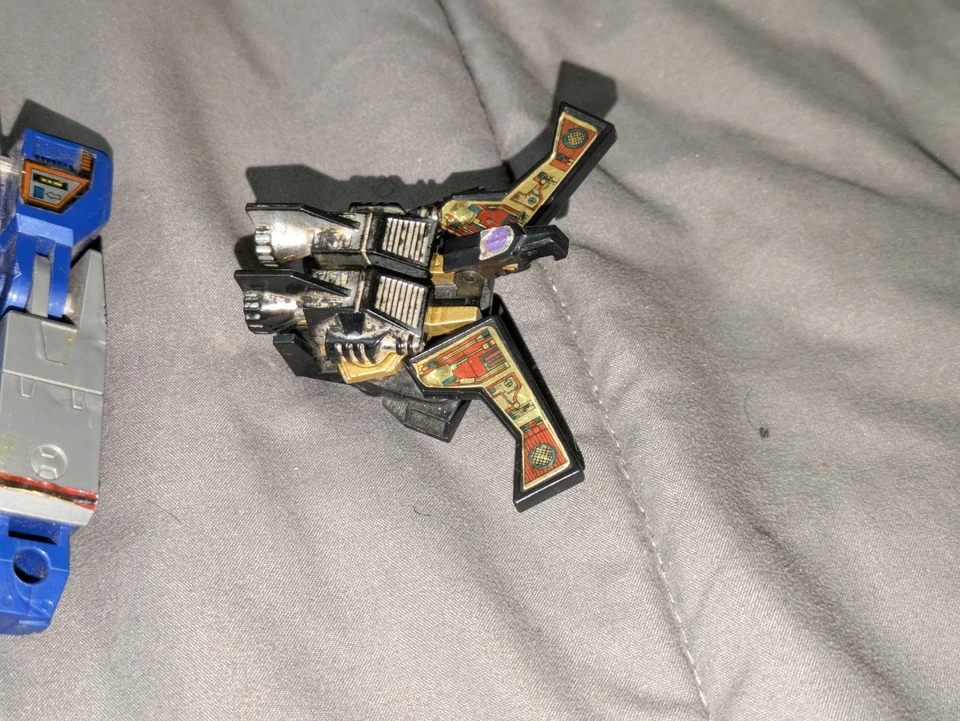 Transformer G1 Vintage Takara Cassette Player Soundwave 1983 & Buzzsaw - Image 3 of 4