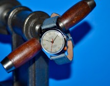 Mens 1940s Post WWII Era Vintage FLUVA Swiss 17 Jewel Mechanical Wrist Watch