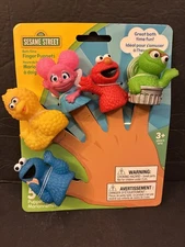 Sesame Street Bath Time Finger Puppets - Set of 5 Finger Puppets BRAND NEW!