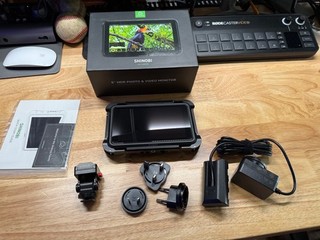 Atomos Shinobi 5" 4k HDMI Monitor with AtomX Mount and SmallRig Atom X cage