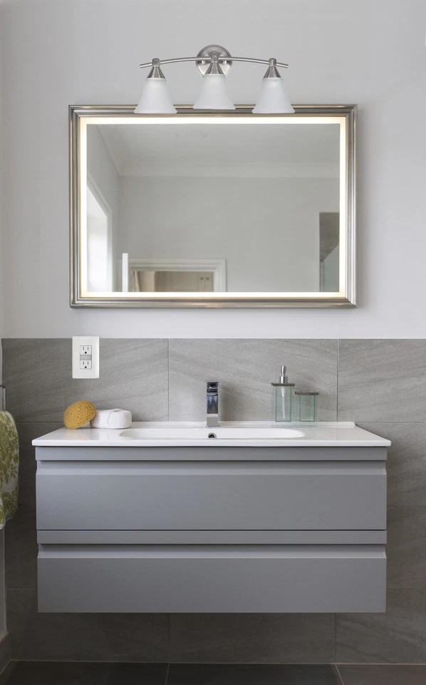 Canarm IVL221A03 Peltre Grace 3 Luces 20"W Tocador Baño Luz Foto 2 de 2