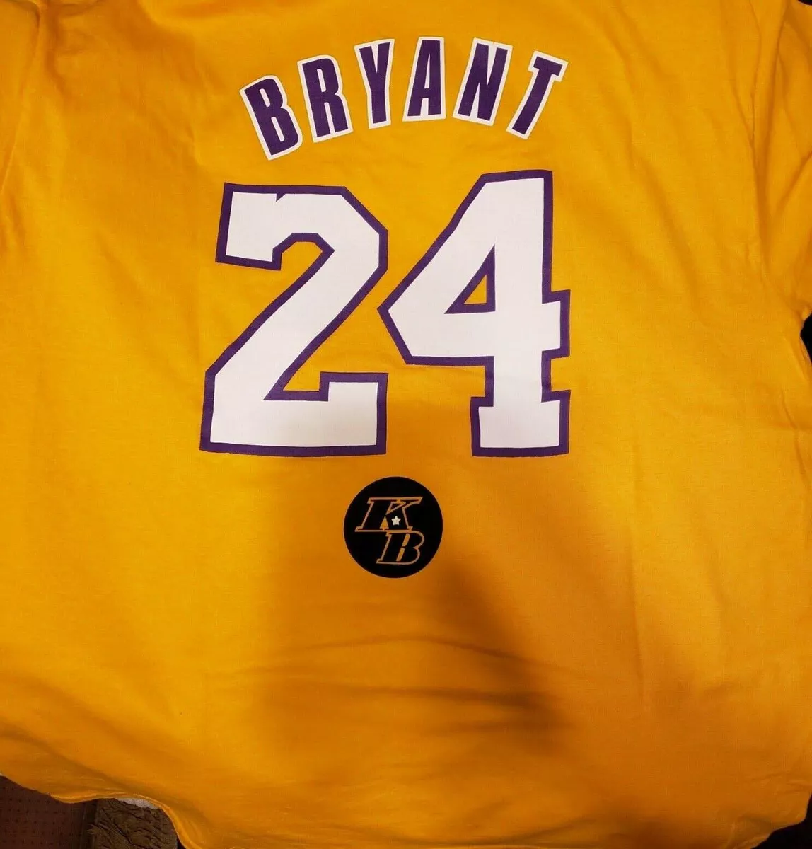 kobe bryant memorial shirt staples center