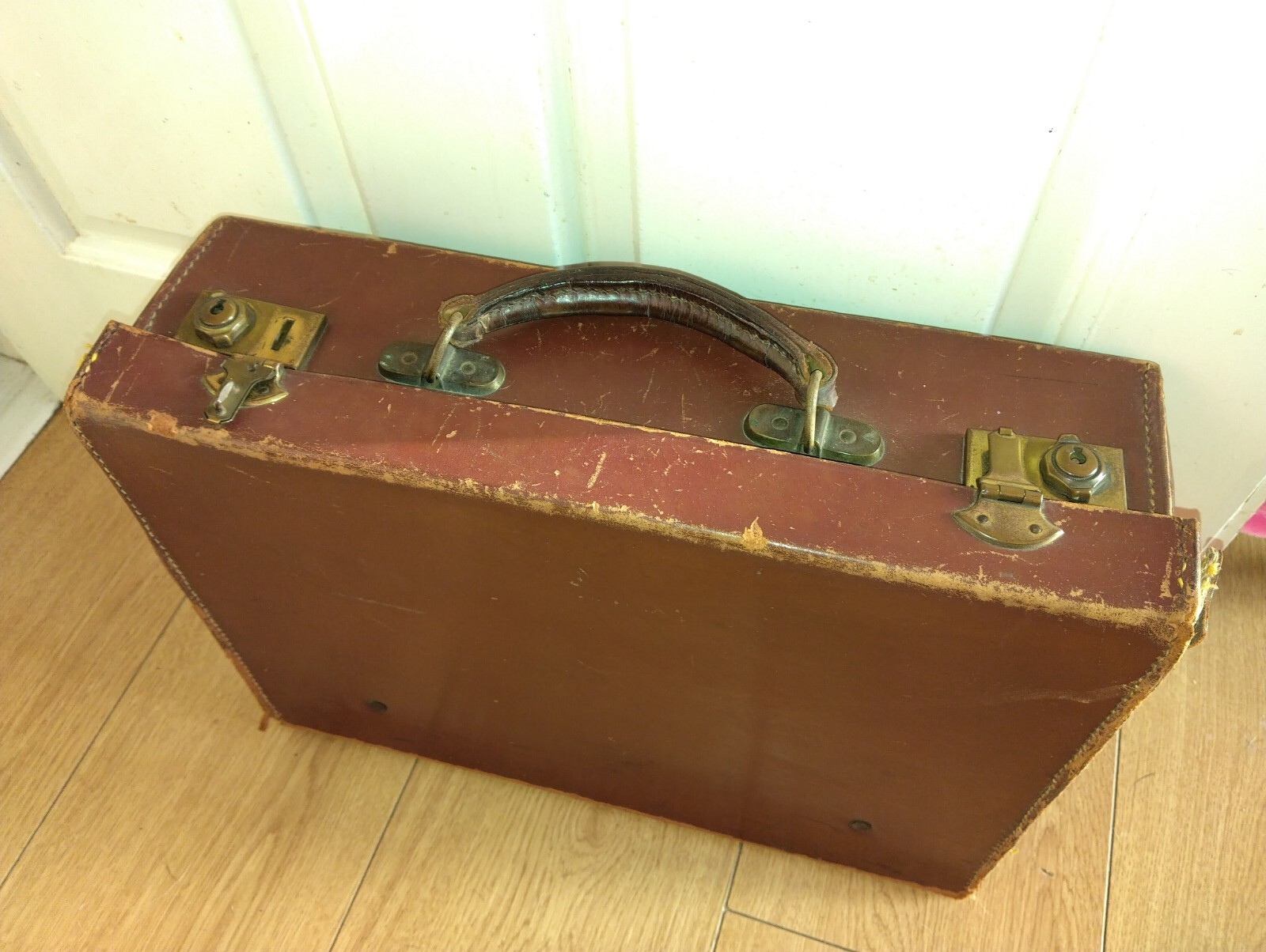 Vintage leather suitcase eBay