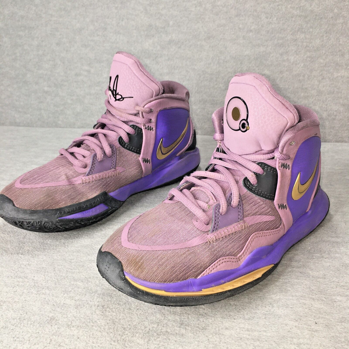 Size 4Y Nike Kyrie Infinity GS Irving Purple Gold Basketball Size 4Y Nike Kyrie Infinity GS Irving Purple Gold Basketball
