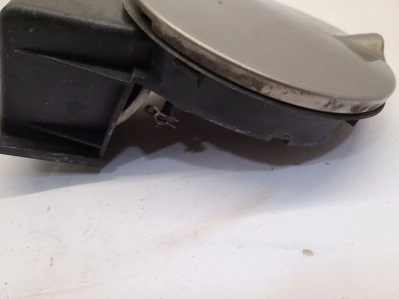 Jeep Liberty 2002-2007 puerta de llenado de combustible caqui Foto 4 de 4