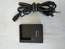 Genuine Canon Battery charger LC-E8E w/ light full charge indicator