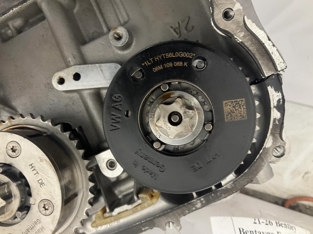 21-26 Bentley Bentayga 4.0L Twin Turbo Engine Right Cylinder Head P
