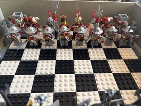 LEGO Kingdoms Chess Set (853373): Includes Manual, All Pieces, Complete 
