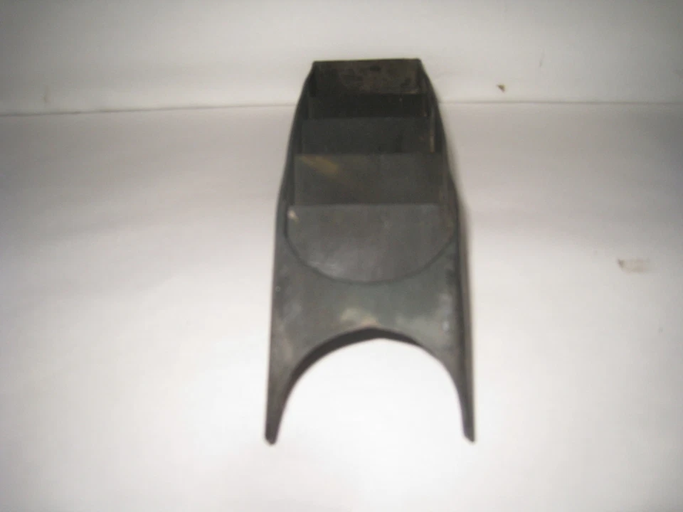 1987 POLARIS TRACK BOSS 250 ВОЗДУХОЗАБОРНИК ЖАЛЮЗИ КРЫШКА (ЧЕРНЫЙ) - Изображение 4 из 4