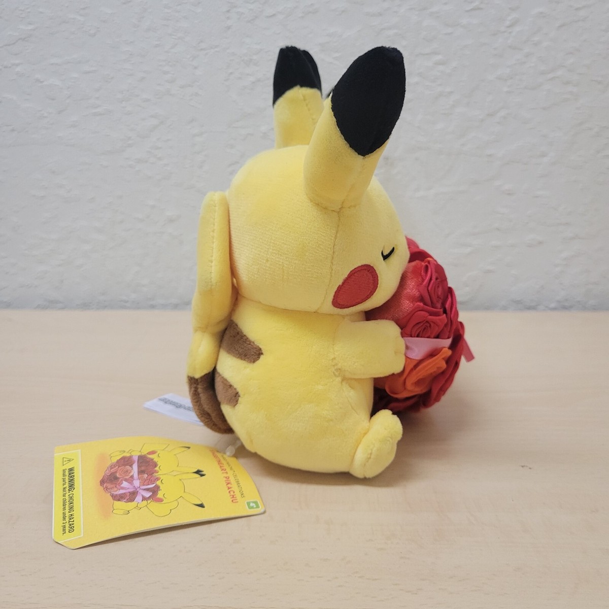 PAIRED SWEETHEART PIKACHU CELEBRATION WITH HEART ROSES POKEMON