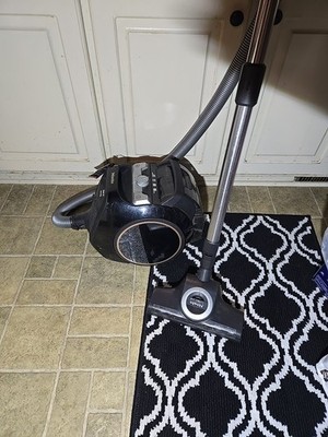 Miele Boost CX1 Cat & Dog SNCE0 Bagless Canister Vacuum TurboTeQ Pet Hair HEPA