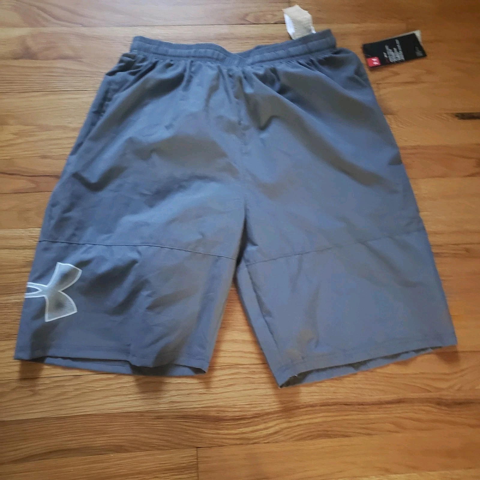 Under Armour Men's Size XL Loose Coup Shorts Gym Running Gray Polyester NWT