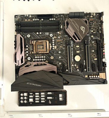 ASUS ROG Maximus IX Hero ATX Intel LGA1151 DDR4 4-Slot Gaming Motherboard