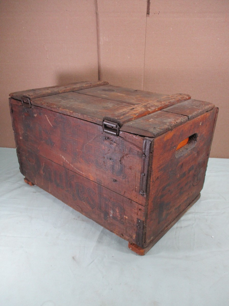 Vintage 1937 FOX HEAD BEER WAUKESHA Wooden Shipping Crate w