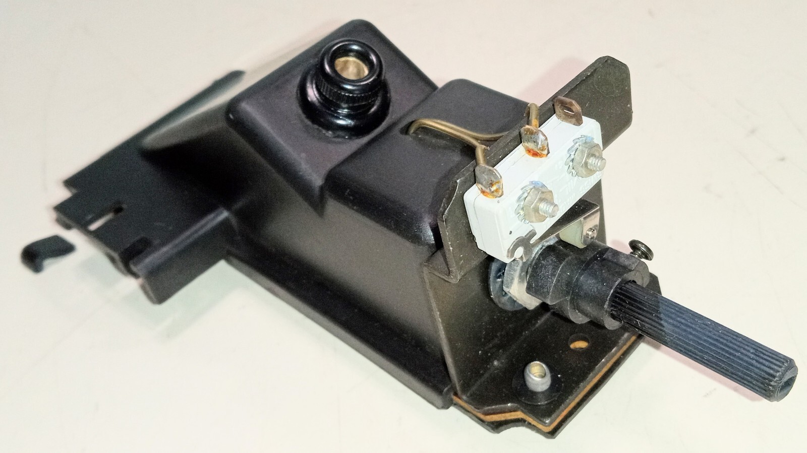 Ferrari Mondial Air Conditioning Variable Fan Speed Control Switch_61112300_NEW