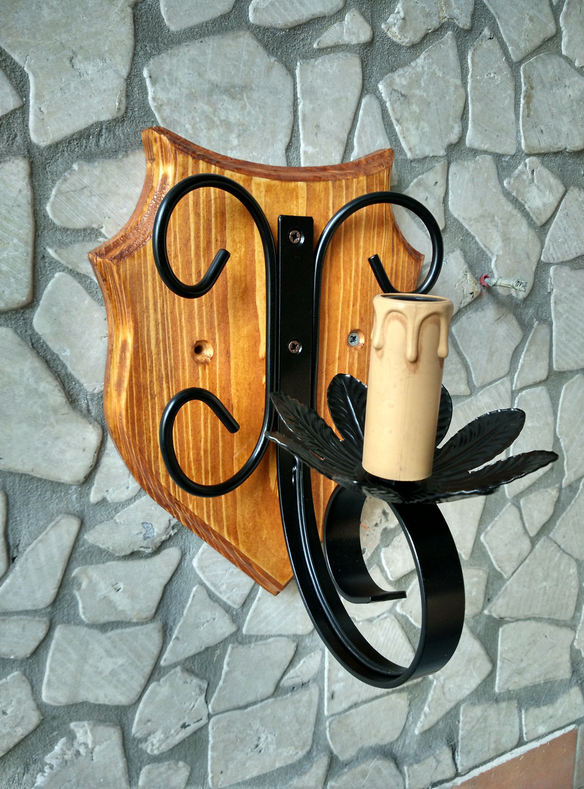 Applique Rustico Ferro Battuto e Legno Teak Nero | Illuminazione Interni