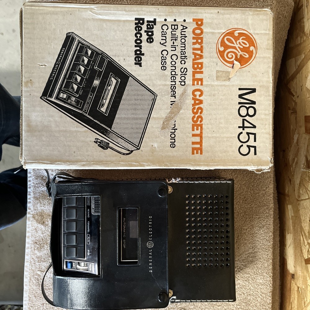 Vintage General Electric GE M8455A Cassette Tape Recorder In Case Tested