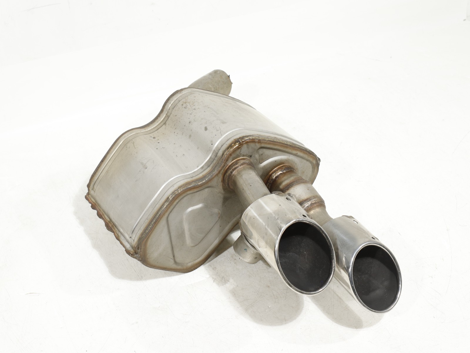 14-17 Maserati Ghibli Rear RIGHT Side Exhaust Muffler Tip Pipe 670030856 OEM 21K