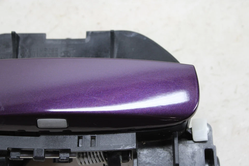 2015-2023 Dodge Challenger Right Exterior Door Handle OEM MX33 - Image 4 of 4