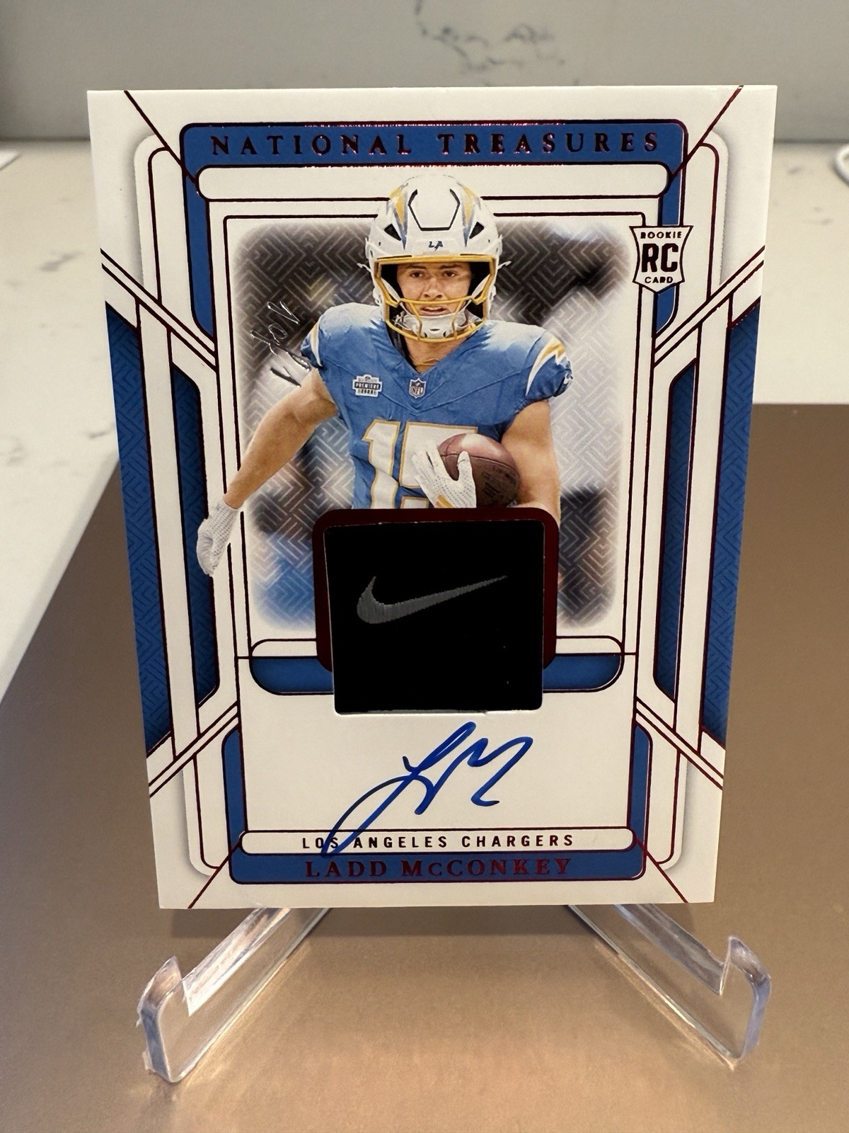 Ladd mcconkey Rookie Gloves Signature 1/1 National Treasures