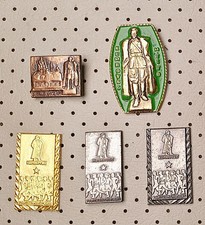 CROATIA Statue of JOSIP BROZ TITO in Kumrovec SPOMENIK   5 different pins