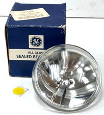 GENERAL ELECTRIC 4594 ALL GLAS SEALED BEAM LAMP 100WATTS 28VOLTS