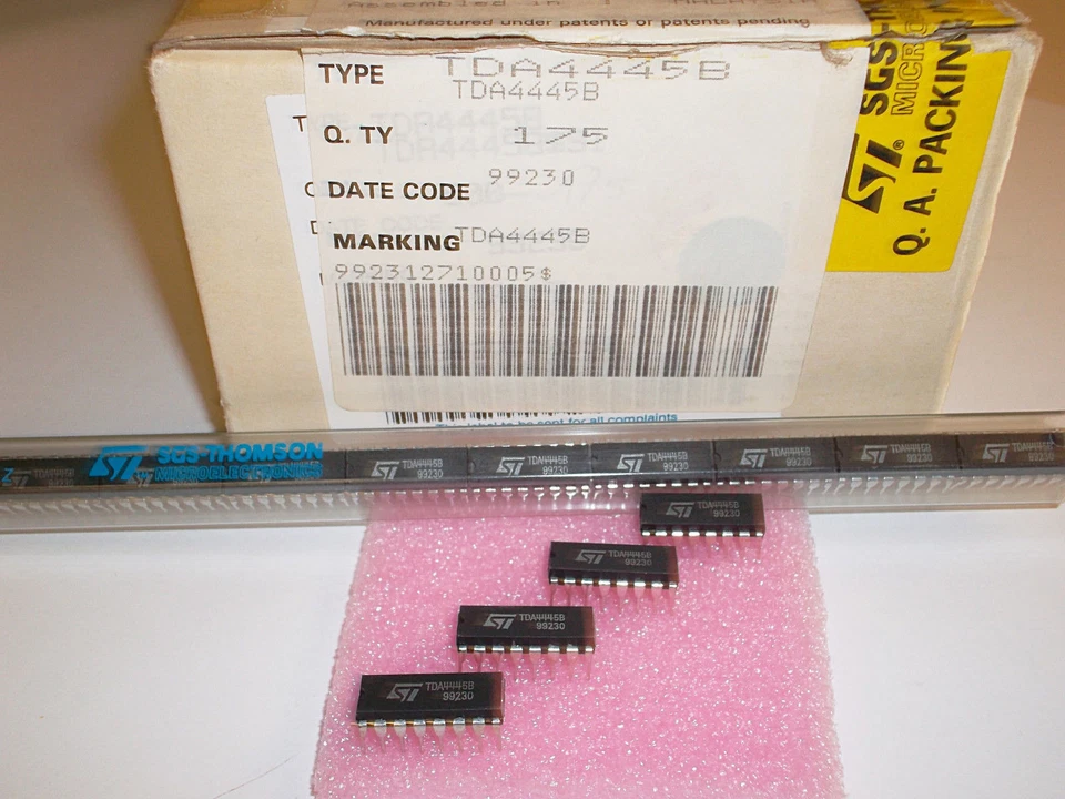 3 pieces TDA4445B SOUND IF AMPLIFIER = TDA4445A + AM DEMUDOLATOR NEW ~ - Image 4 of 4