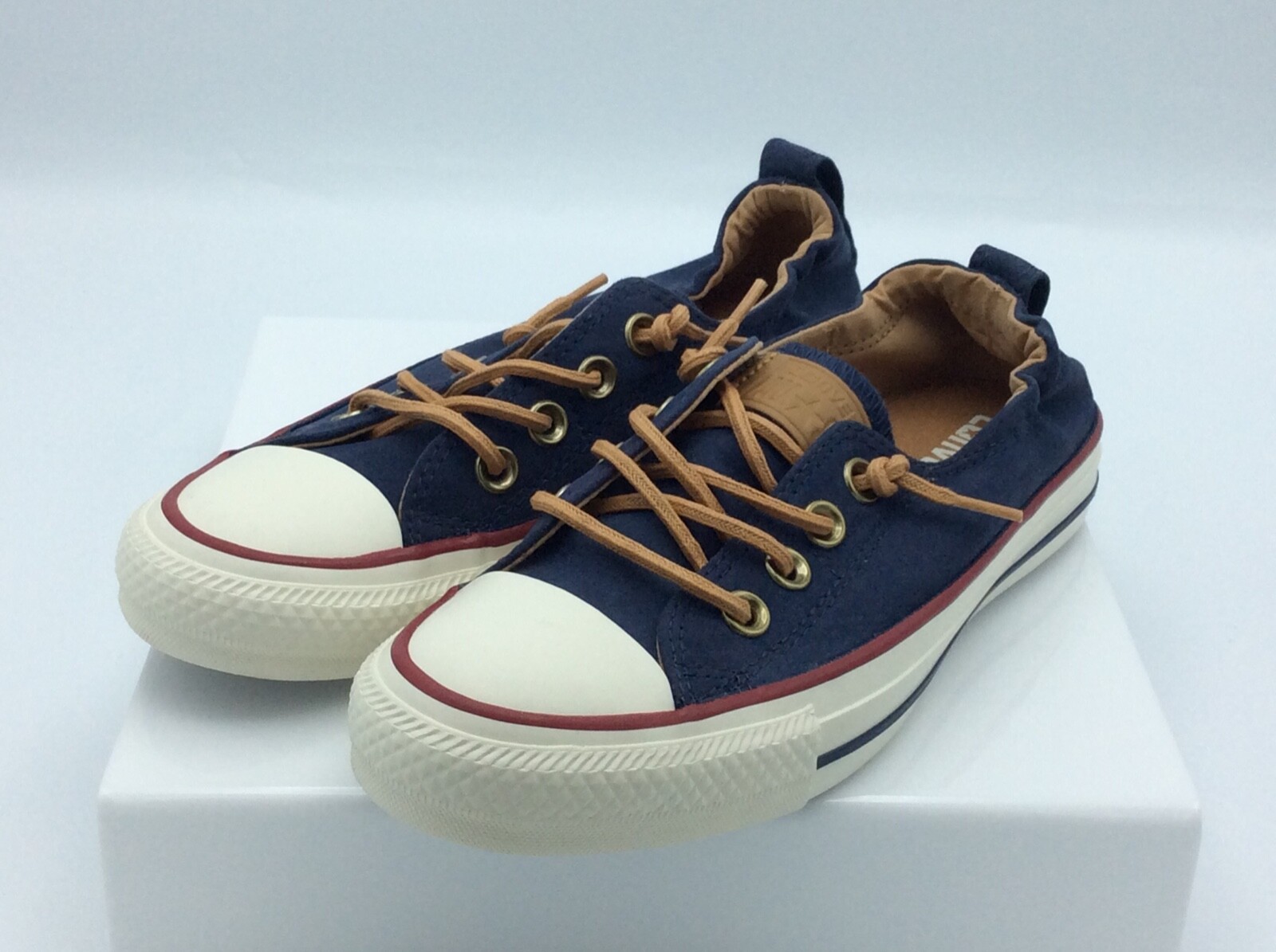 converse shoreline white biscuit