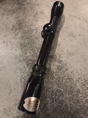 Burris Fullfield Wide Angle 2x-7x Duplex Rifle Scope. Includes Mounting Bracket