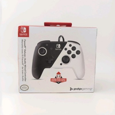 Nintendo Switch PDP Faceoff Deluxe+ Audio Wired Controller Schwarz Weiß Brandneu