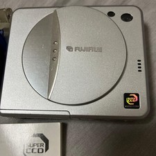 FUJIFILM FinePix 50i Compact Digital Camera with Battery and Charger