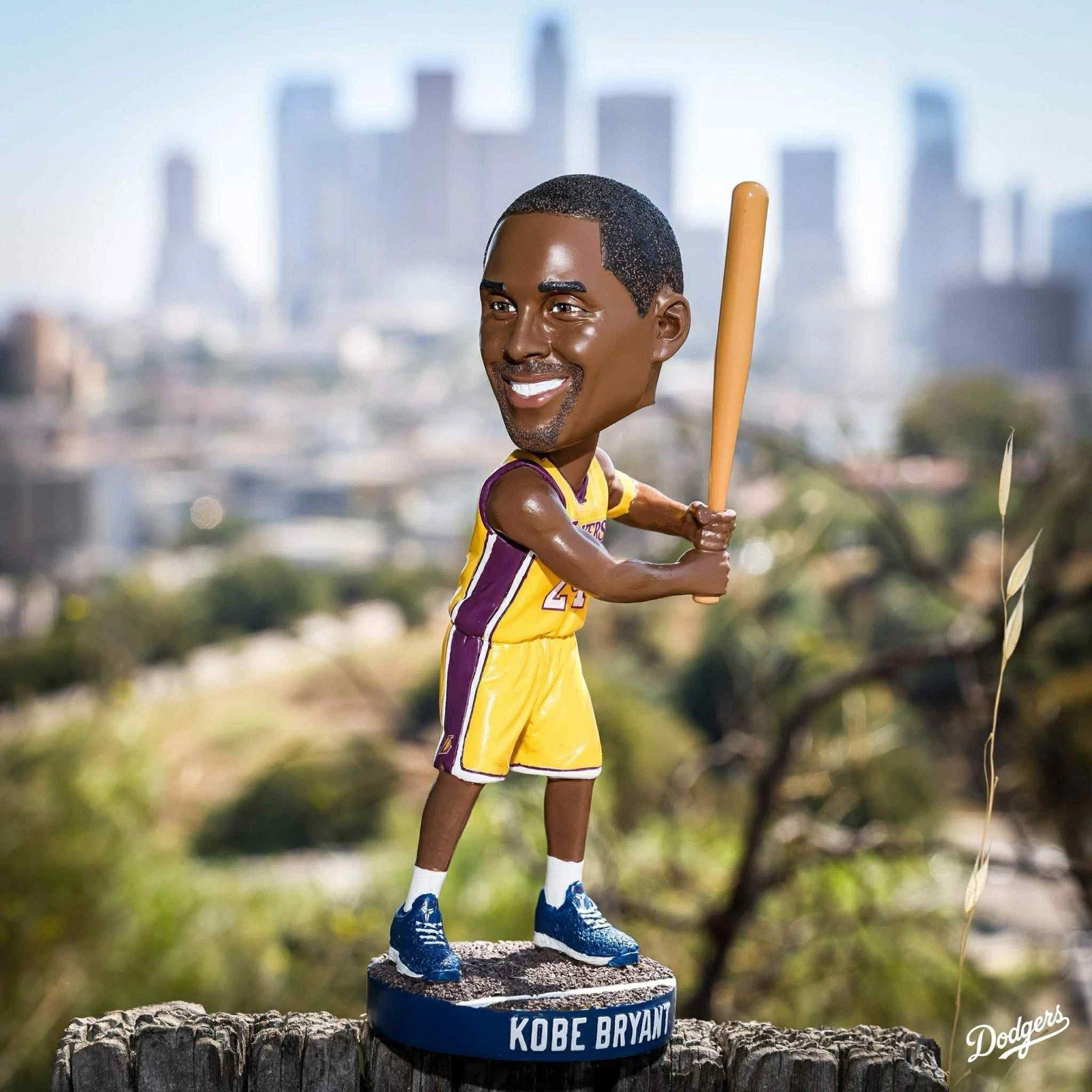 2025 LA Dodgers Kobe Bryant Lakers Bobblehead