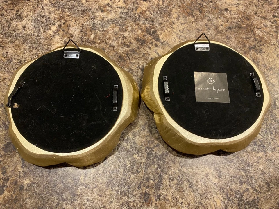 Juego de 2 espejos de acento floral/flor pintura color dorado Nanette Lepore Foto 2 de 3