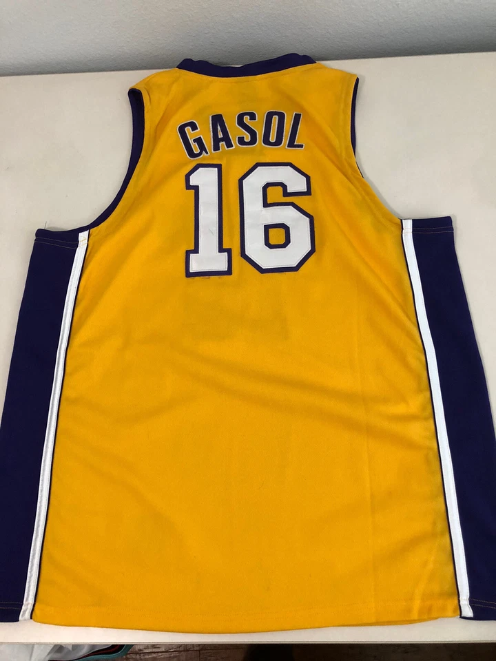 Camiseta Adidas LA Los Angeles Lakers Pau Gasol dourada masculina tamanho 50 XXL 2XL - Imagem 4 de 4