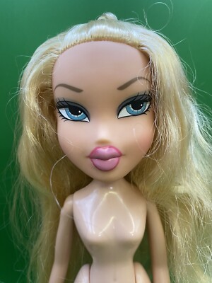 Bratz Doll Blonde Hair Chloe  MGA  2001