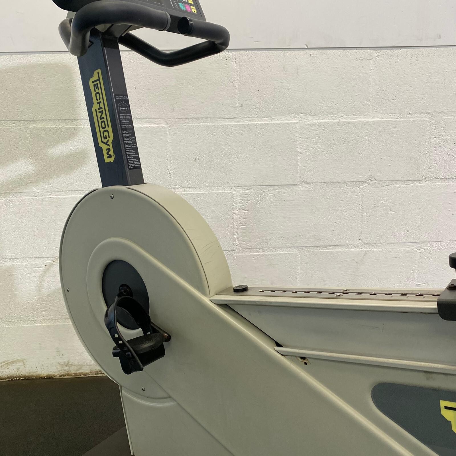 Technogym 600 XT Pro Recumbent Bike eBay