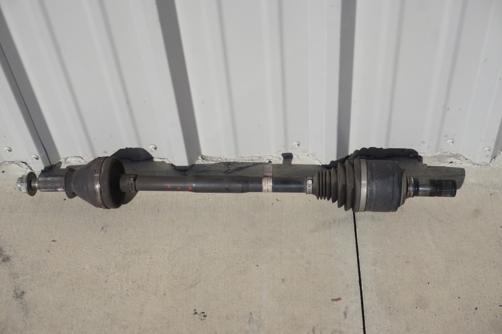 2014 - 2017 Maserati Ghibli Rear Left Side Drive Axle Shaft Drive Shaft