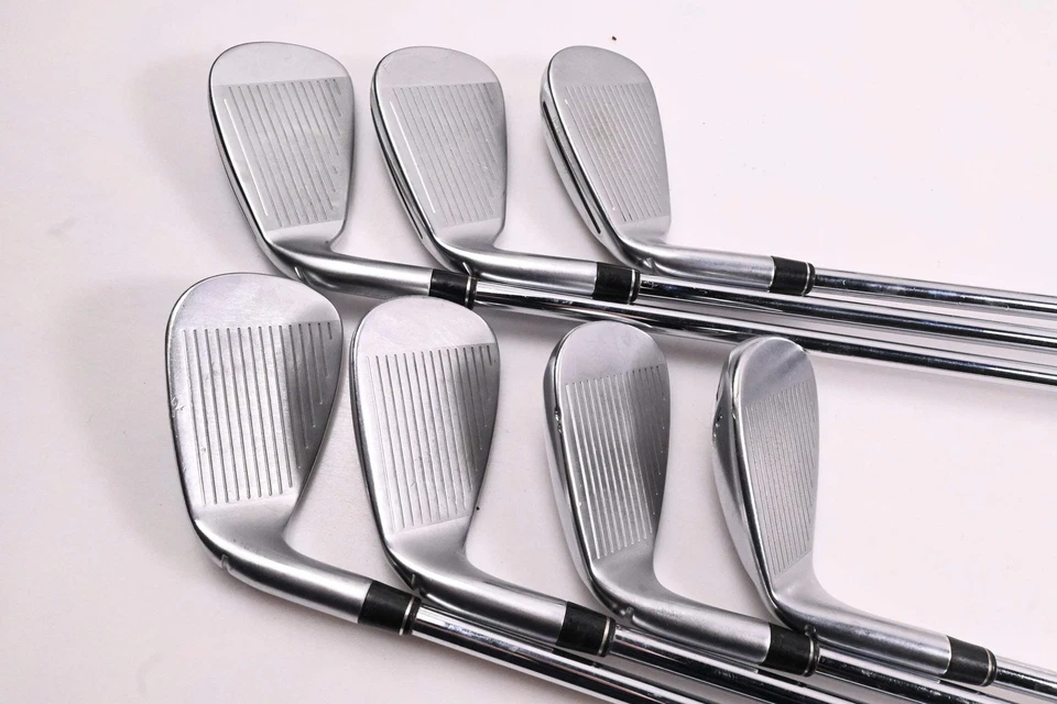 Taylormade Rocketbladez Irons / 5-PW+GW / Regular Flex RocketFuel 85 Shafts - Image 3 of 4