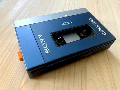Beautiful SONY Walkman TPS-L2 Cassette Player Stereo 1st Gen Japan