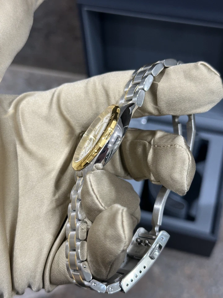 Reloj de 2 tonos TAG Heuer Formula 1 32 mm esfera de diamantes perla para dama Foto 2 de 4