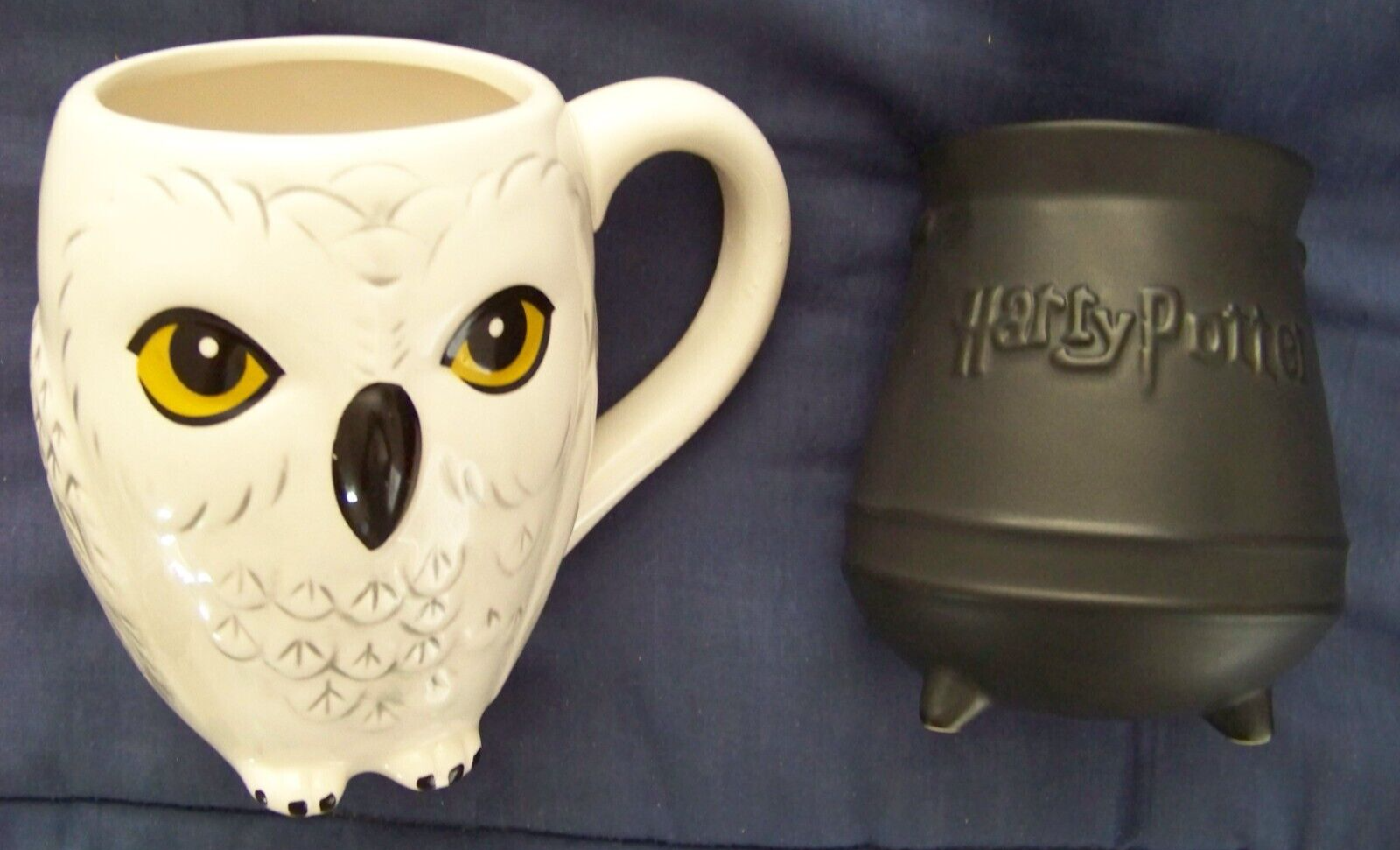 Harry Potter 3D ceramic mugs with owl and cauldron designs c45824