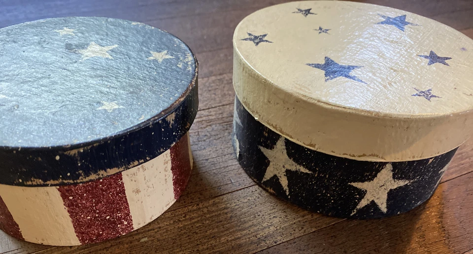 Shaker Style Nesting Boxes Folk Art Lot Of 2 Farmhouse Style Americana Cardboard - Image 4 of 4