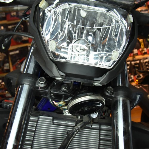 Soporte de soporte de pico de carenado de faros delanteros superiores para Yamaha MT 03 MT03 2015-2019 - Imagen 13 de 77