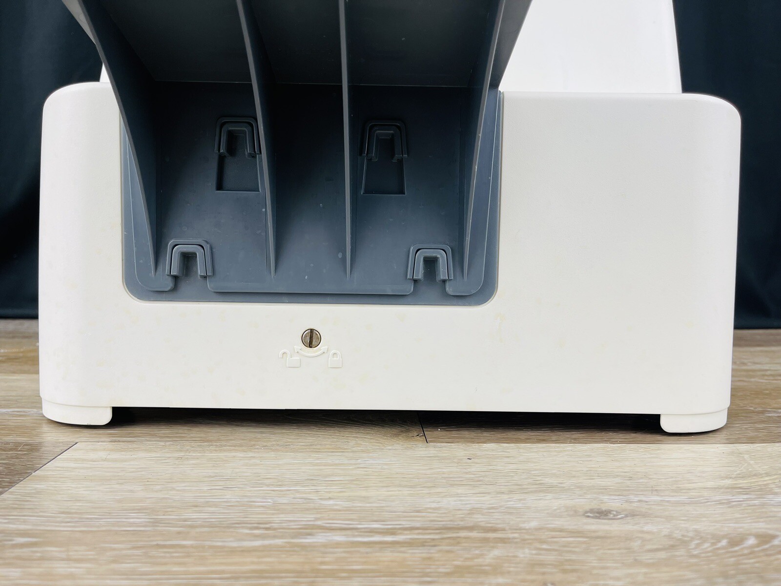 IDEXX QuantiTray Sealer PLUS Automated Bacterial Enumeration w/ Tray