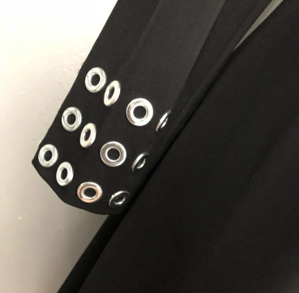 Vestido Michael Kors Nuevo con Etiquetas Mediano Negro Midi con Ojales Plateados en Cuello y Muñecas Foto 3 de 4